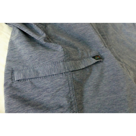 Greg Norman Golf Shorts Men's Sz 38 Blue/Gray Tech Cargo Leg Pocket Performance - Picture 3 of 11